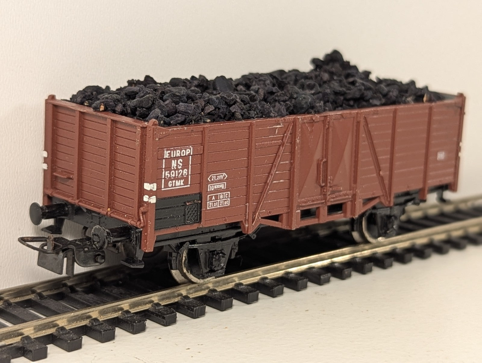 Roco 4390A HO Gauge DB Coal Gondola Wagon