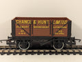Hornby OO Gauge Chance & Hunt 5-Plank Wagon Goods Wagon 142 R6152
