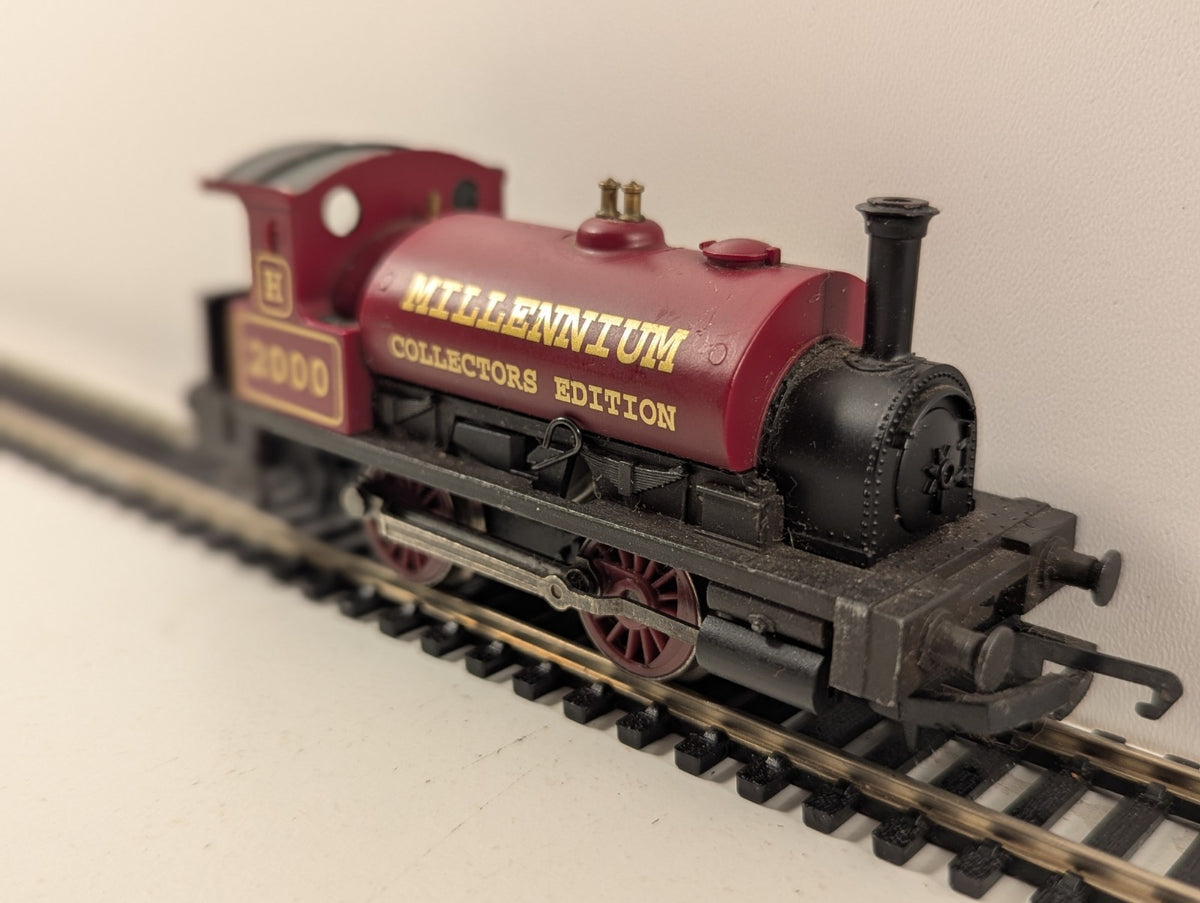 Hornby R2150 OO Gauge 0F 0-4-0 Saddle Tank Millennium Edition – Poor Runner