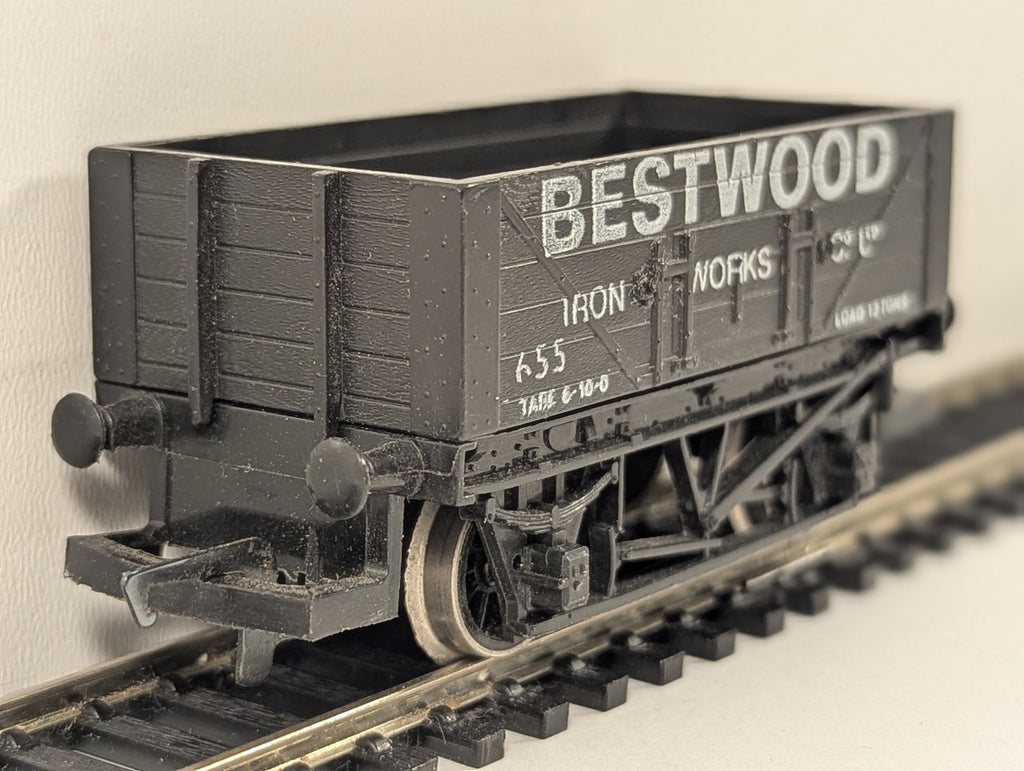 Hornby OO Gauge Bestwood 5 Plank Wagon Goods Wagon 655 Bestwood Iron Works R.096