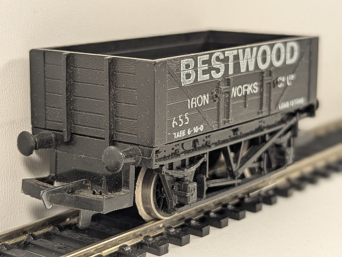 Hornby OO Gauge Bestwood 5 Plank Wagon Goods Wagon 655 Bestwood Iron Works R.096