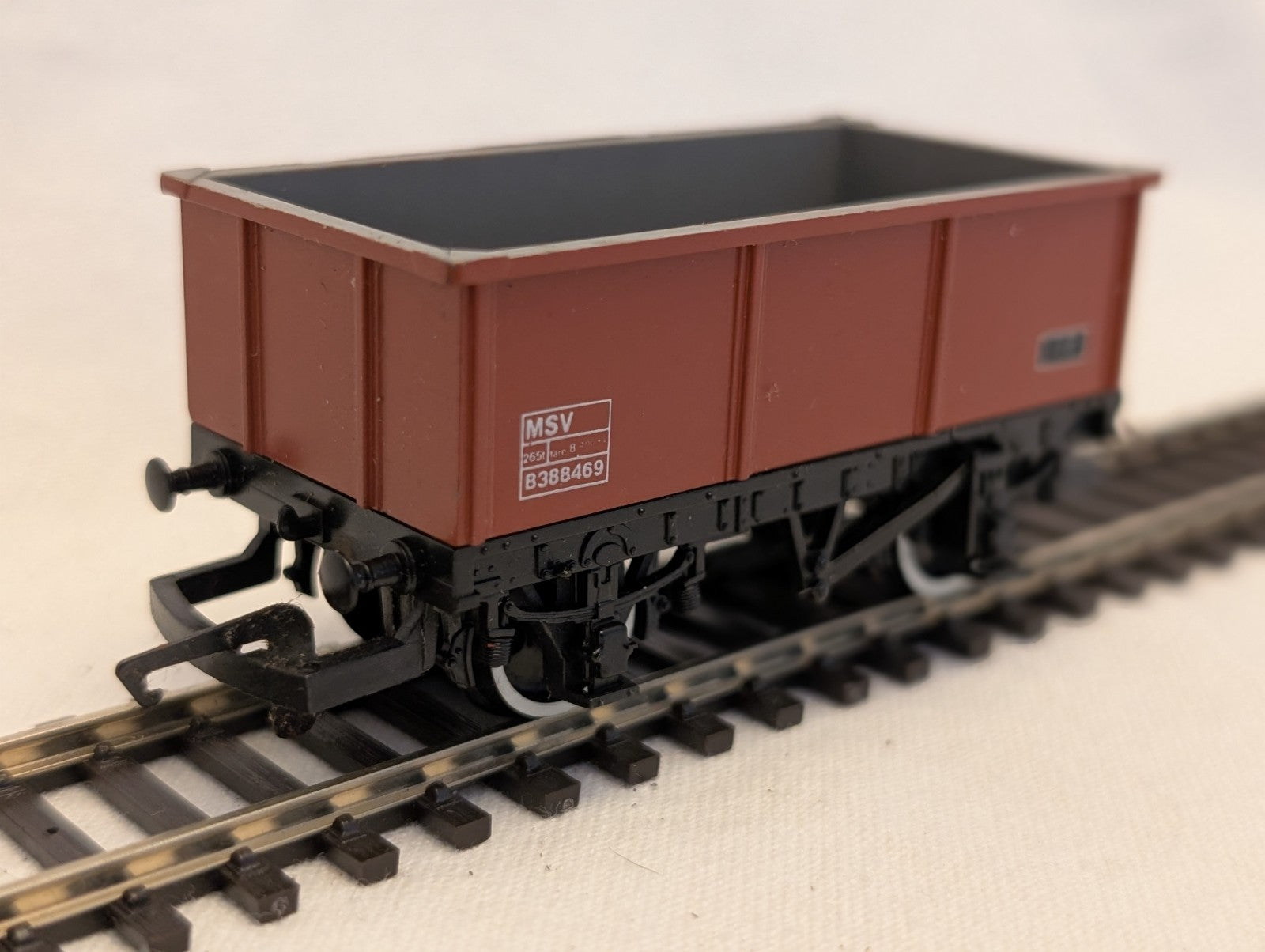 Hornby OO Gauge 21 Ton Mineral Wagon MSV Goods Wagon B388469 BR Brown
