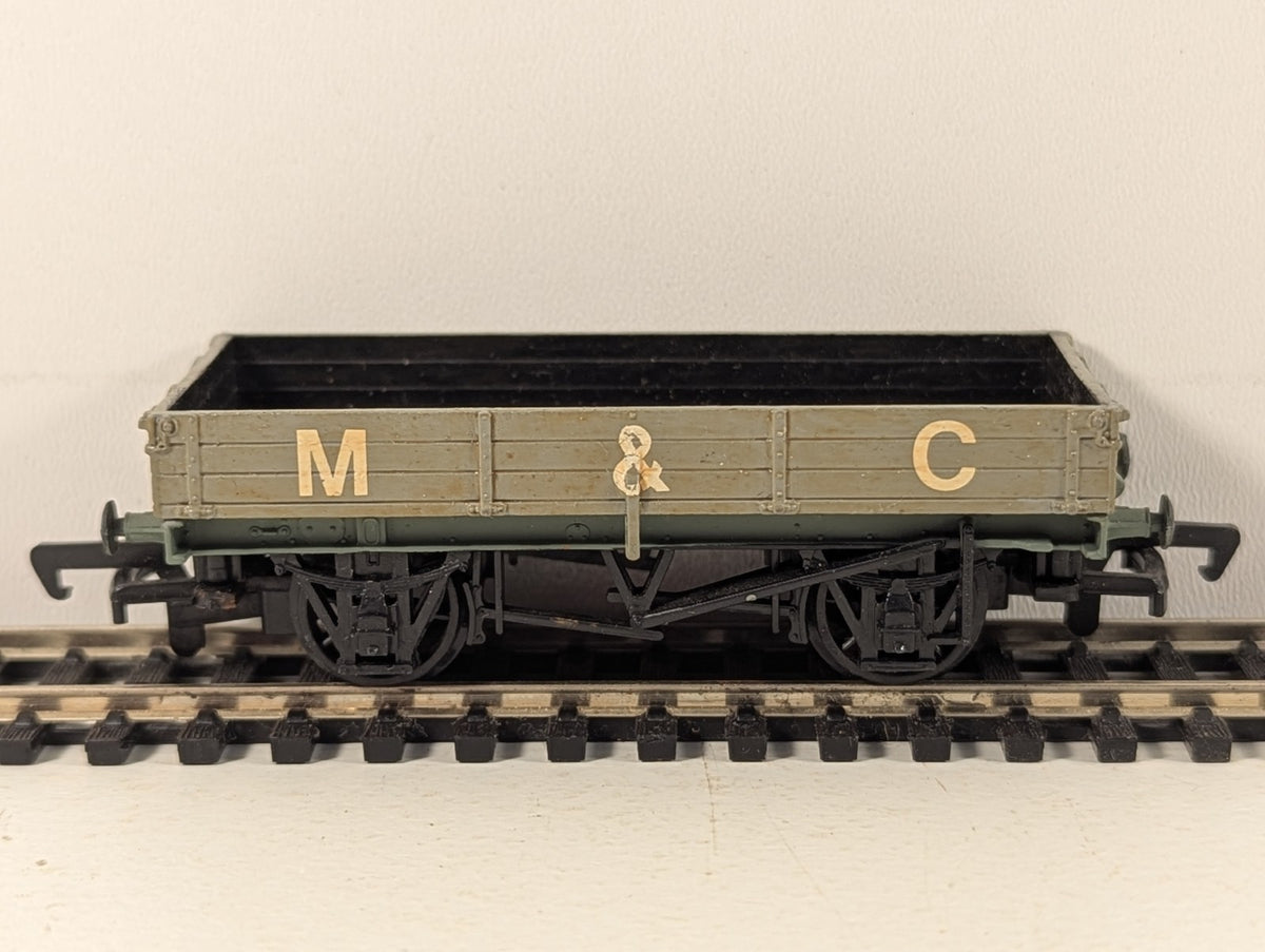 Mainline OO Gauge 5-Plank Open Wagon Goods Wagon M&C Grey 37-143