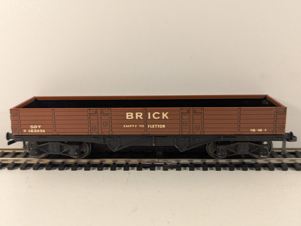 Hornby Dublo OO Gauge Tinplate Brick Wagon E163535