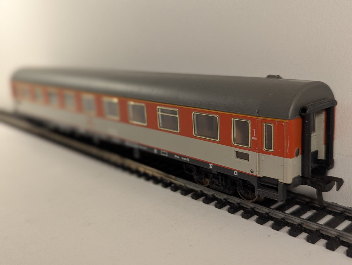 Fleischmann H0 Gauge DB Aüm 203 1st Class Coach Passenger Coach