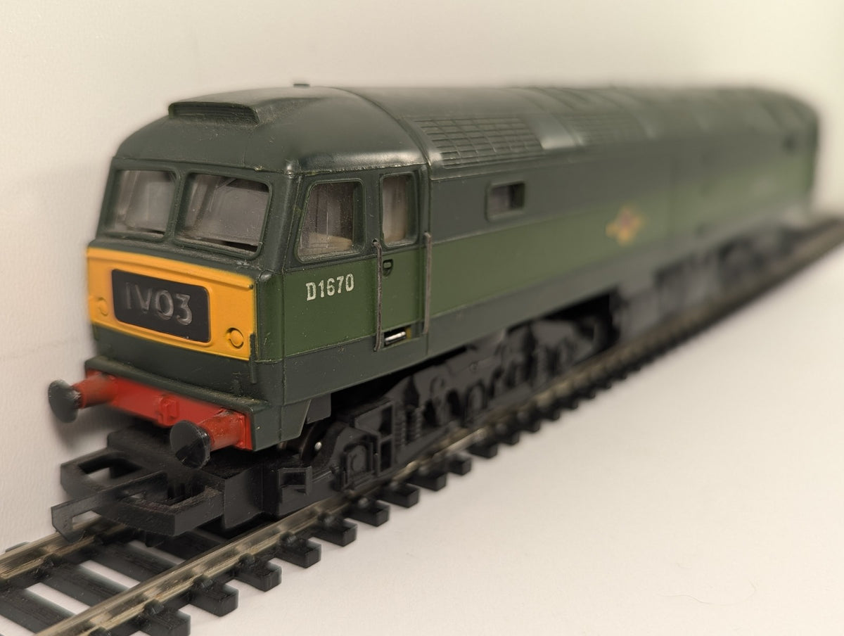 Hornby OO Gauge Class 47 Locomotive D1670 BR Two-Tone Green R328