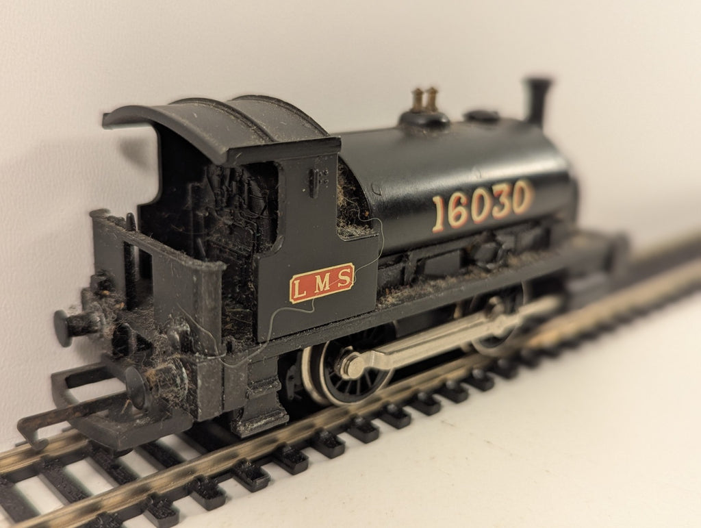 Hornby R337 LMS Class 0F ‘Pug’ 16030 0-4-0ST Tank Locomotive Needs Attention