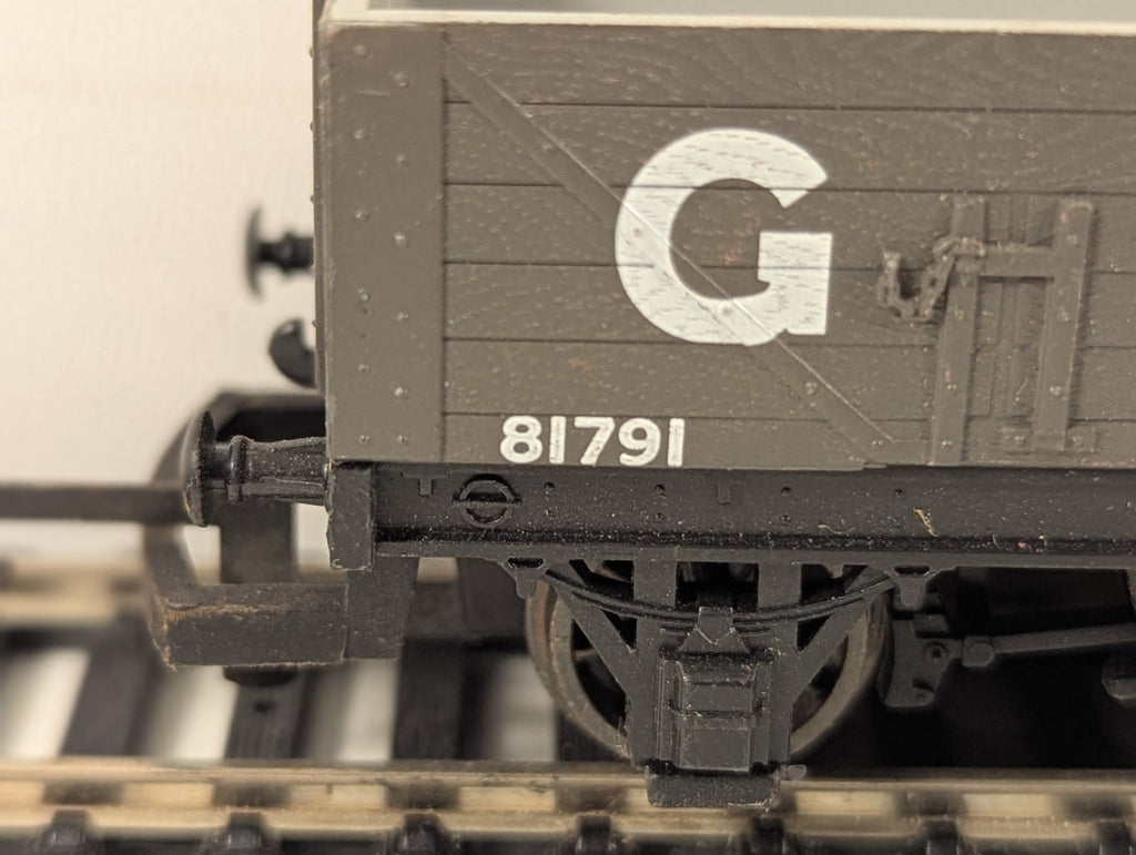 Hornby OO Gauge GWR 5-Plank Open Wagon Goods Wagon 81791 GWR Grey