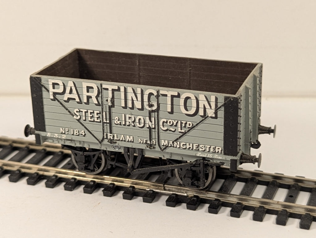 Bachmann OO Gauge 7 Plank Wagon Goods Wagon 184