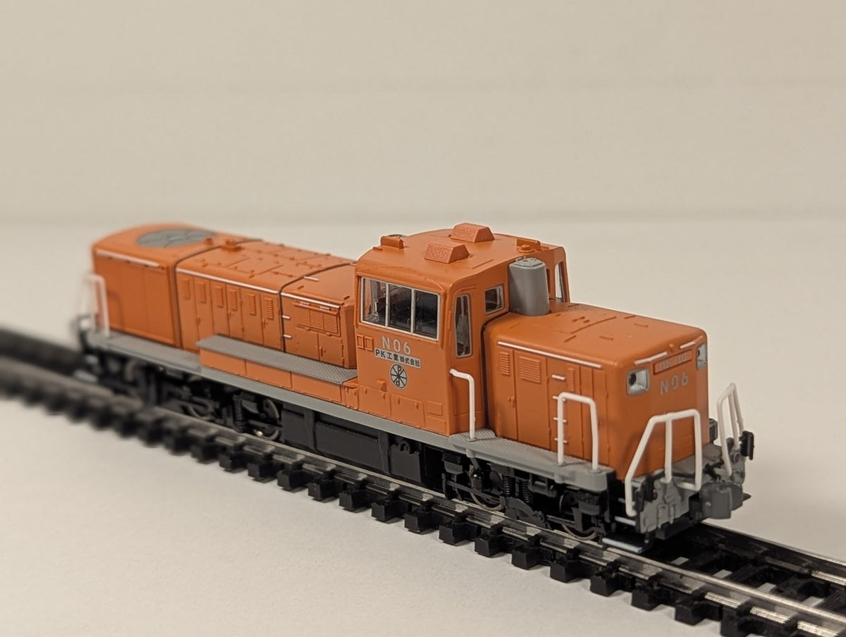 Micro Ace N Gauge Industrial 5-Axle Diesel Locomotive Orange N06