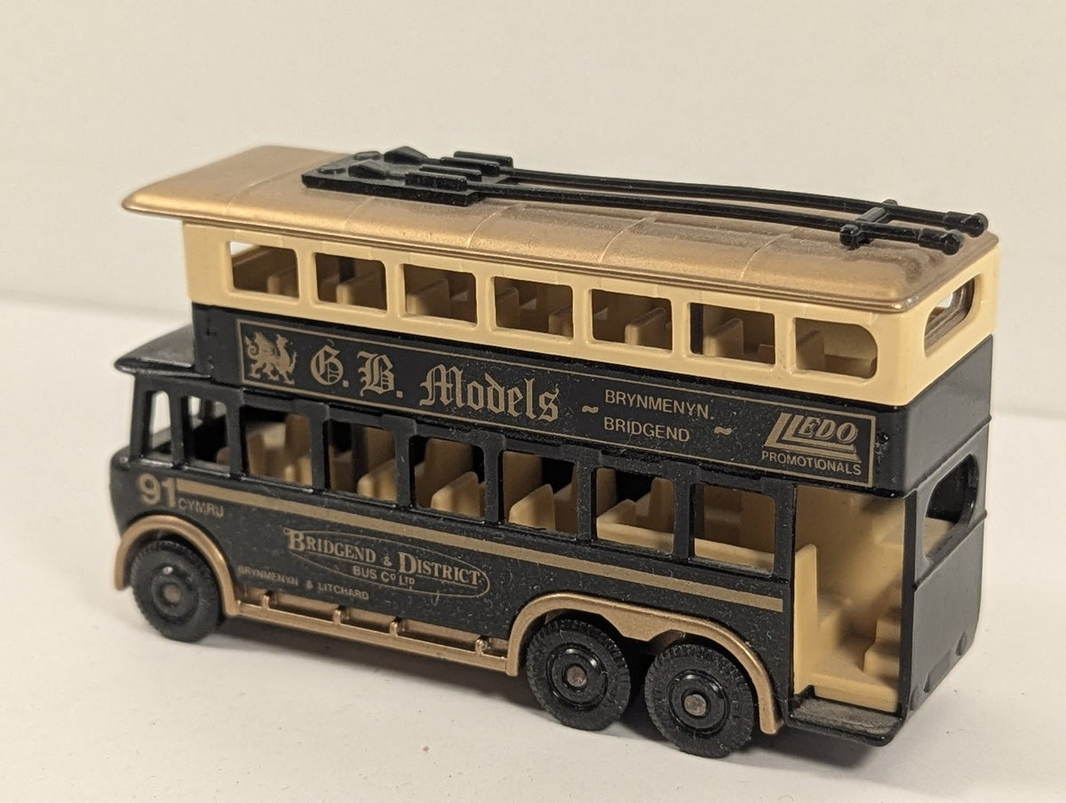 Lledo 3-Axle Trolleybus Die-cast Model Trolleybus 91