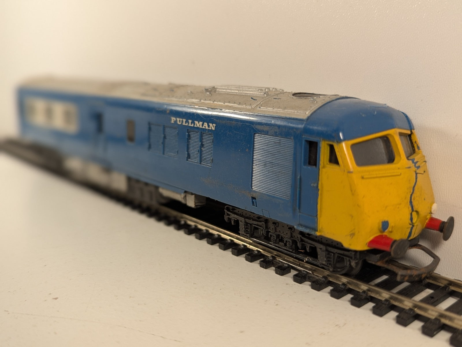 Tri-ang OO Gauge Blue Pullman Brake Second Dummy Car BR