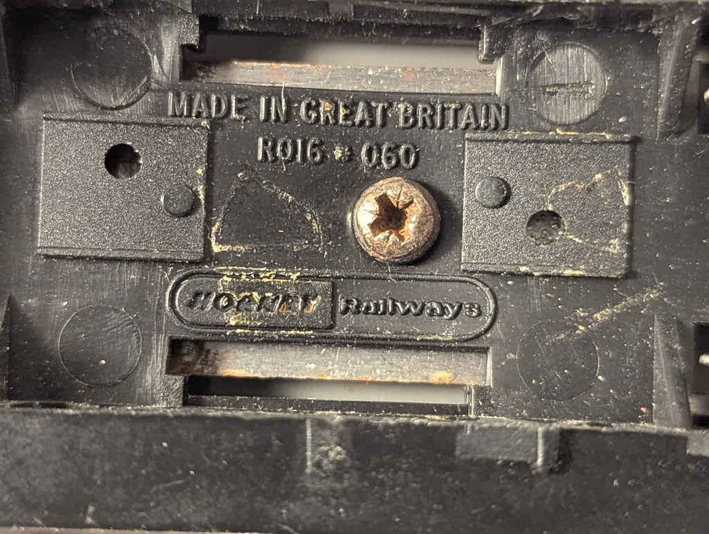 Hornby OO Gauge GWR 20t Toad Brake Van 'Saltney' 114925 GWR Grey R016