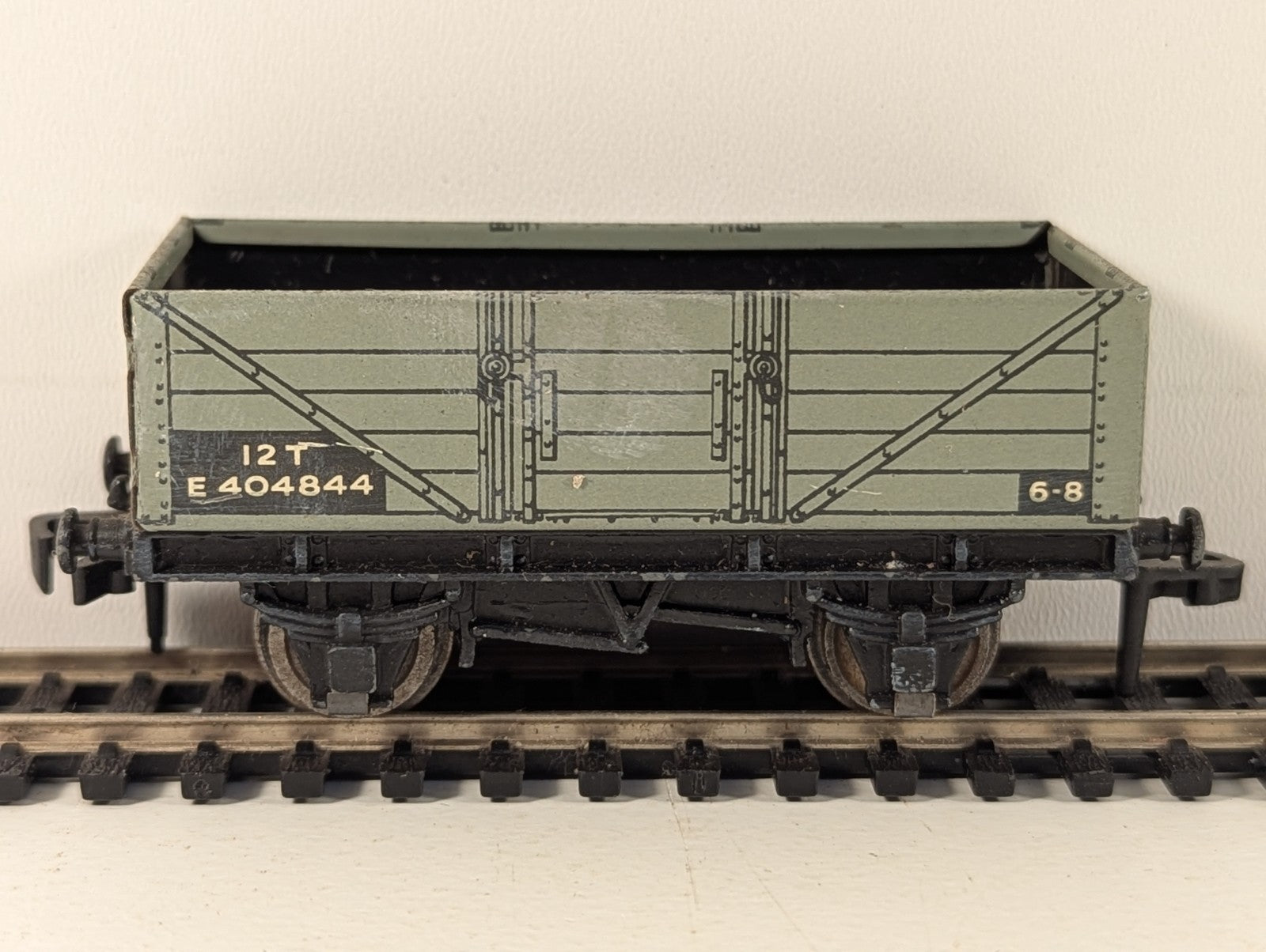 Hornby Dublo 32025 3 Rail BR 12 Ton 5 Plank Coal Wagon OO Gauge