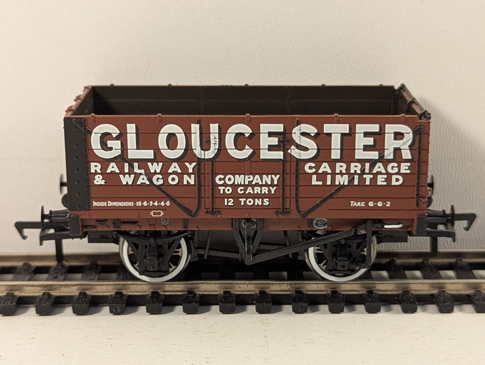 Bachmann 37-2012K 7 Plank Wagon Gloucester Railway Carriage & Wagon Company Ltd