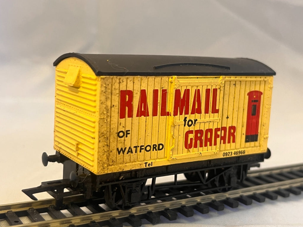 Graham Farish OO Gauge RailMail for Grafar Box Van