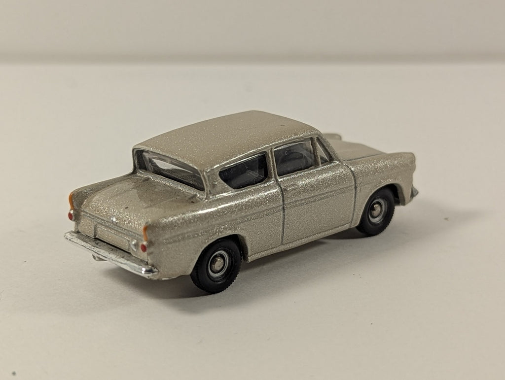 Corgi 1:76 / OO Gauge Ford Anglia 105E Die-cast Vehicle Silver