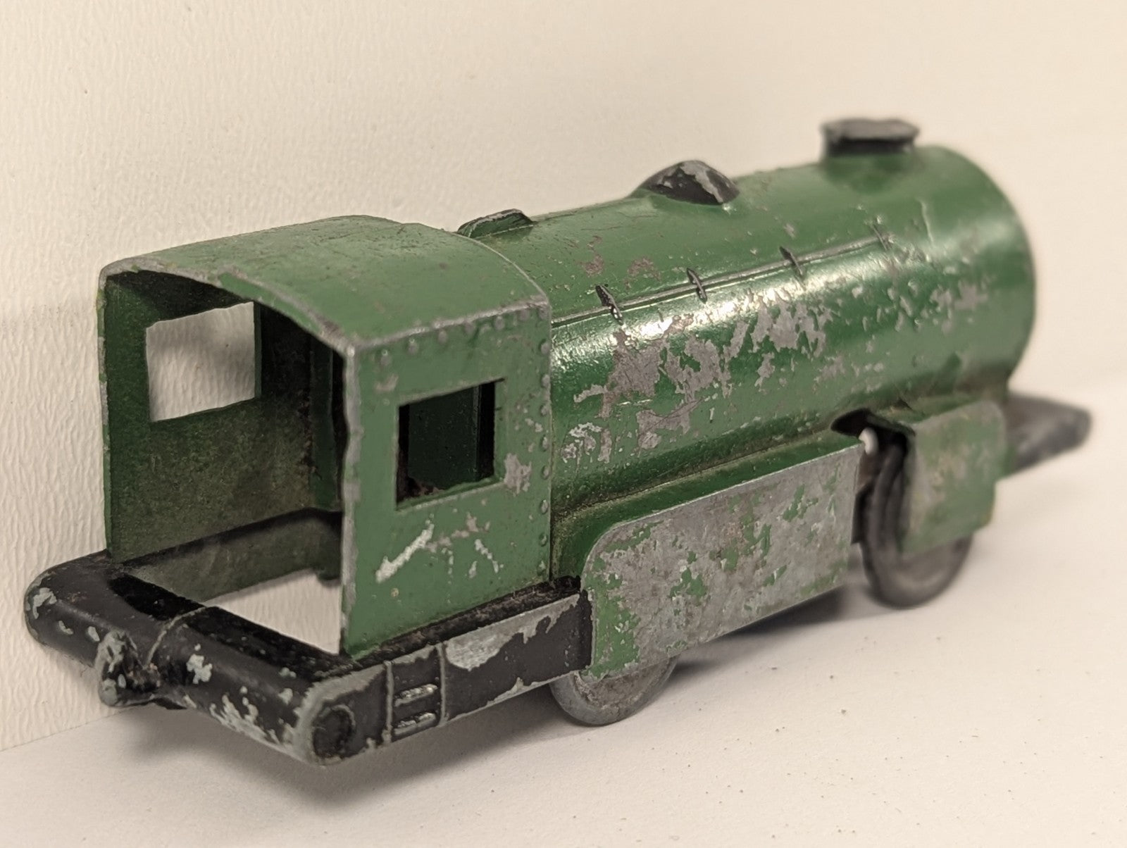 Vintage Kay  Diecast Clockwork 0-4-0 Tank Locomotive Green