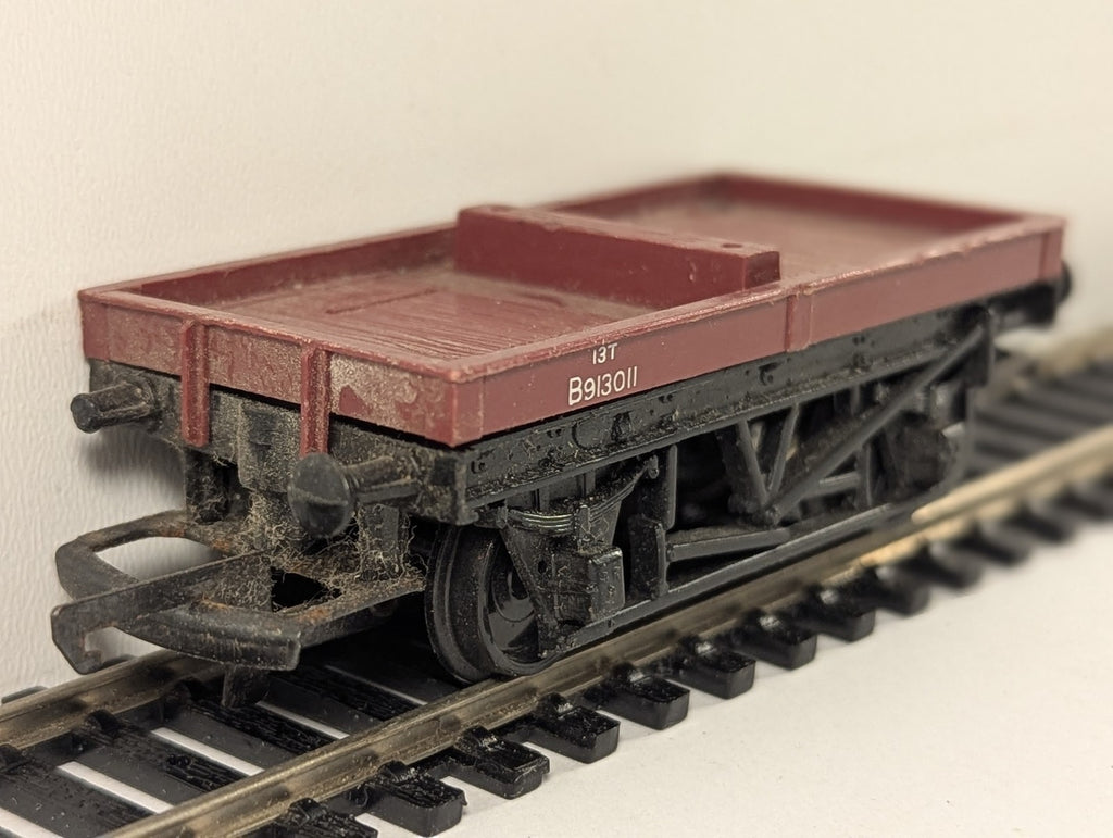 Tri-ang OO Gauge BR Conflat Wagon Rolling Stock B913011 BR Bauxite R.14