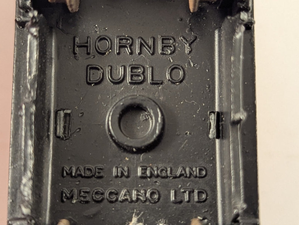 Hornby Dublo OO Gauge Vacuum Oil Company Tank Wagon Goods Wagon Vacuum Oil Red