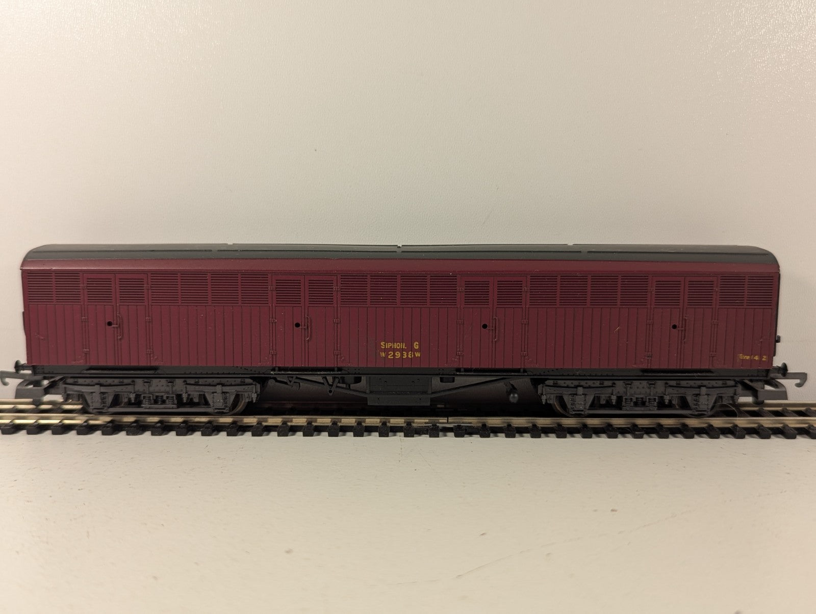 Lima 305350 British Railways Siphon G Van