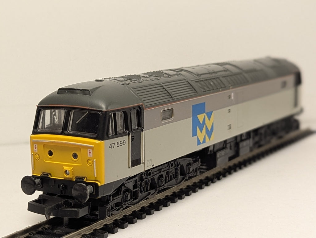 Lima OO Gauge Class 47 Diesel Locomotive 47 599 Mainline Freight