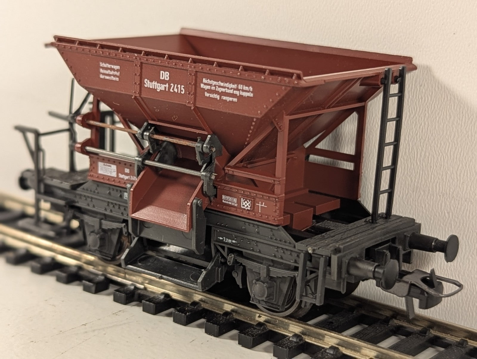 Roco HO Gauge DB Talbot Ballast Hopper Stuttgart 2415