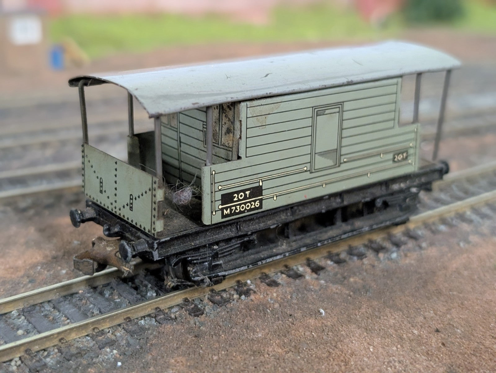 Hornby Dublo OO Gauge Tinplate Brake Van M730026 Wagon
