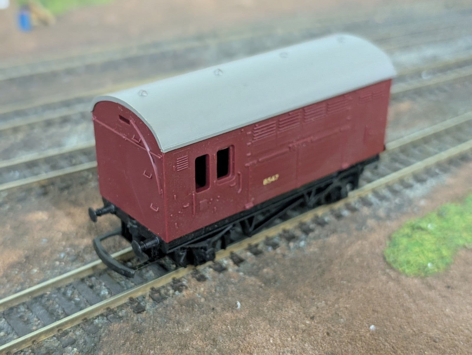 Tri-ang R123 OO Gauge Horse Box Wagon B547