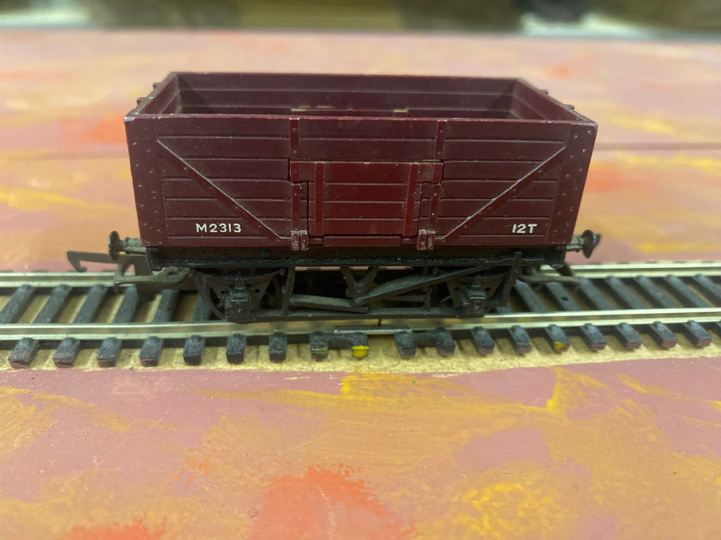 TRI-ANG HORNBY R112 GOODS TRUCK WITH DROP DOORS 'M2313'
