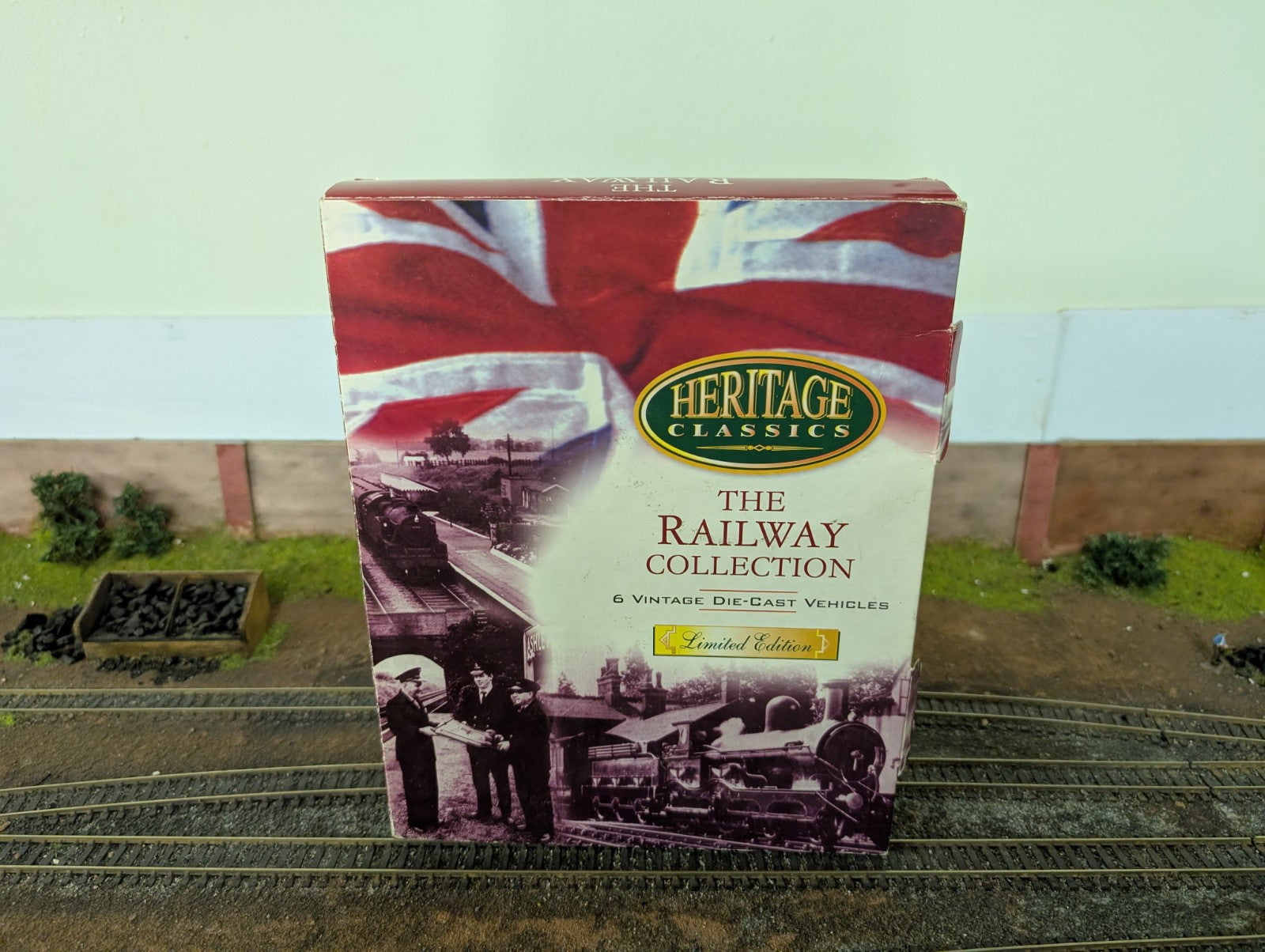 Oxford Heritage Classics The Railway Collection – 6 Vintage Die-Cast Vehicles