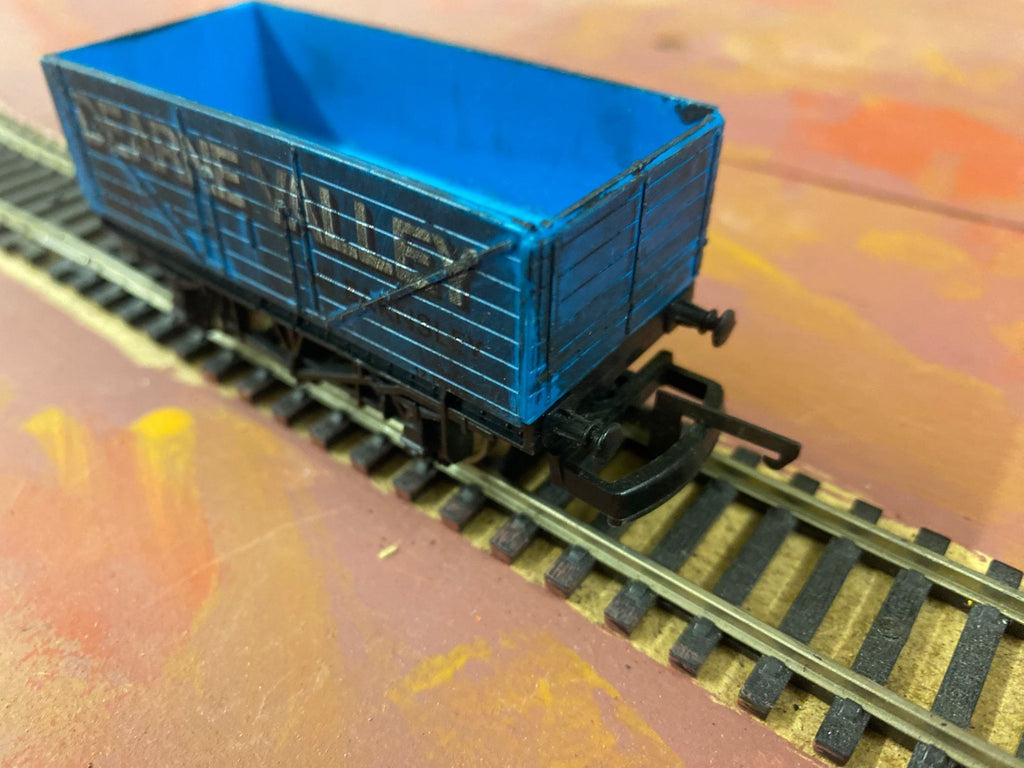 Lima OO Gauge Dearne Valley 7 Plank Wagon