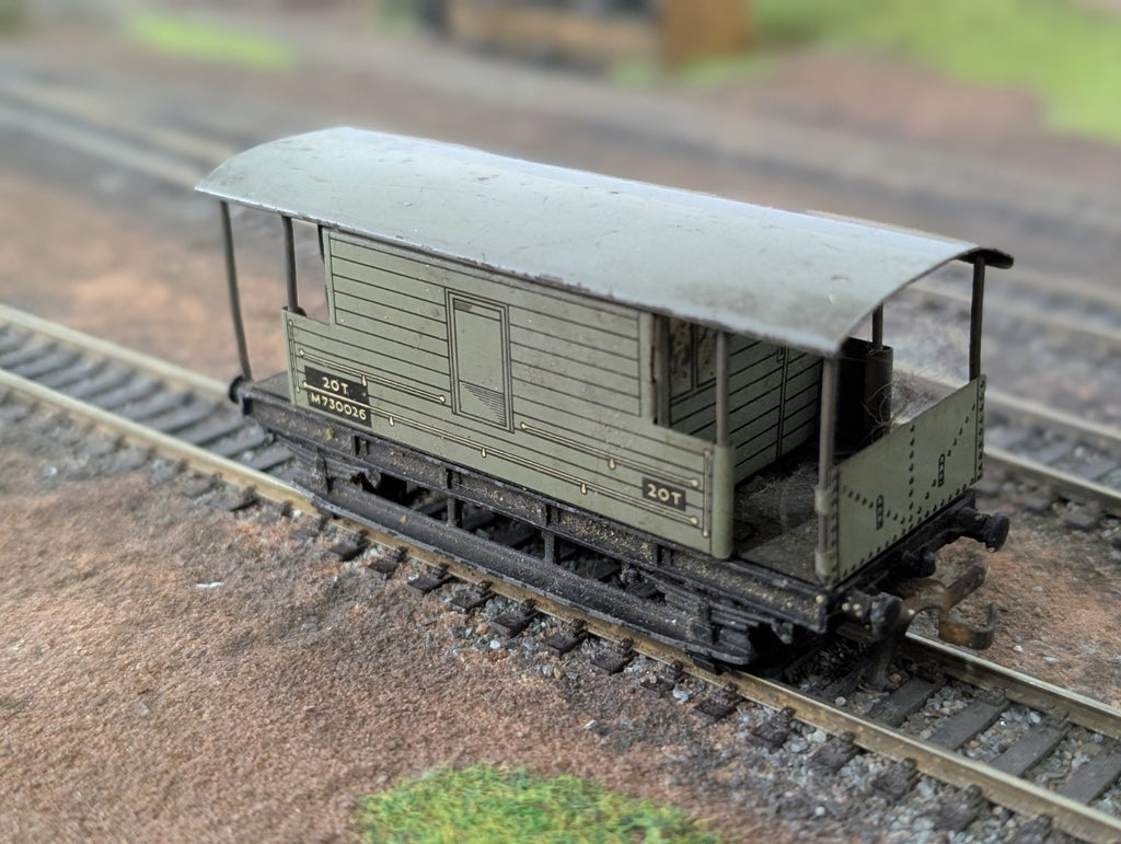 Hornby Dublo OO Gauge Tinplate Brake Van M730026 Wagon